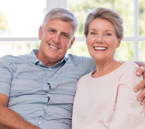 Plano Options for Replacing Missing Teeth